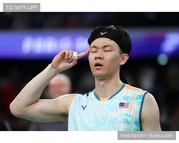李梓嘉比赛结束第一件事，感觉跟咱们上班族差太远了窝到底是哪儿不对劲儿